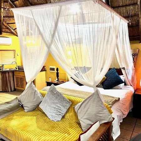 Manzini Chalets Марлот Парк Екстериор снимка