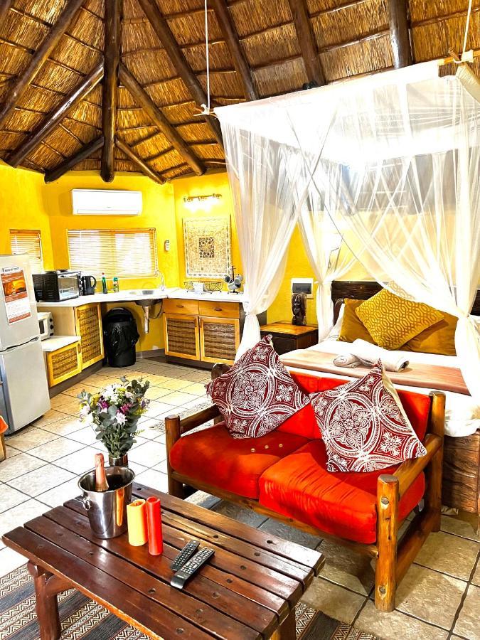 Manzini Chalets Марлот Парк Екстериор снимка